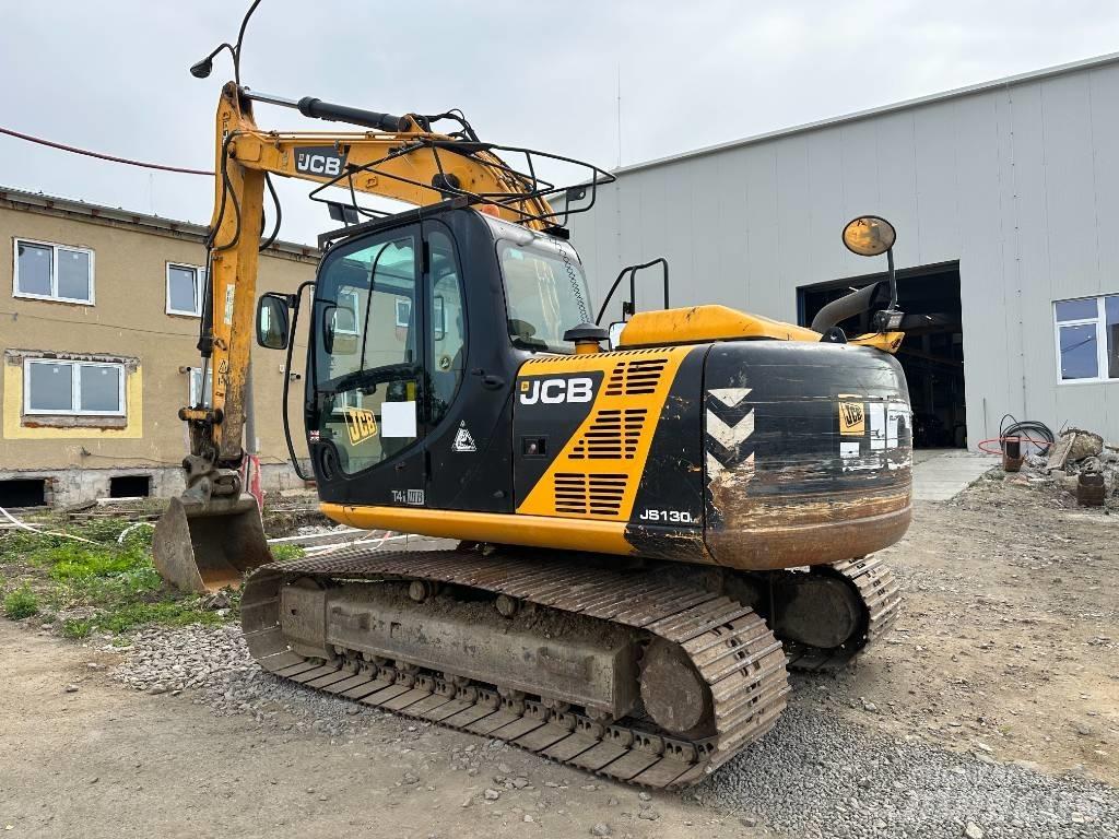 JCB JS 130 LC 대형 굴삭기 29톤 이상