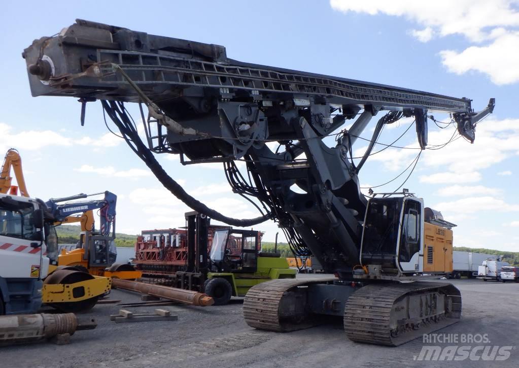Liebherr LB 36 중형 드릴 장비