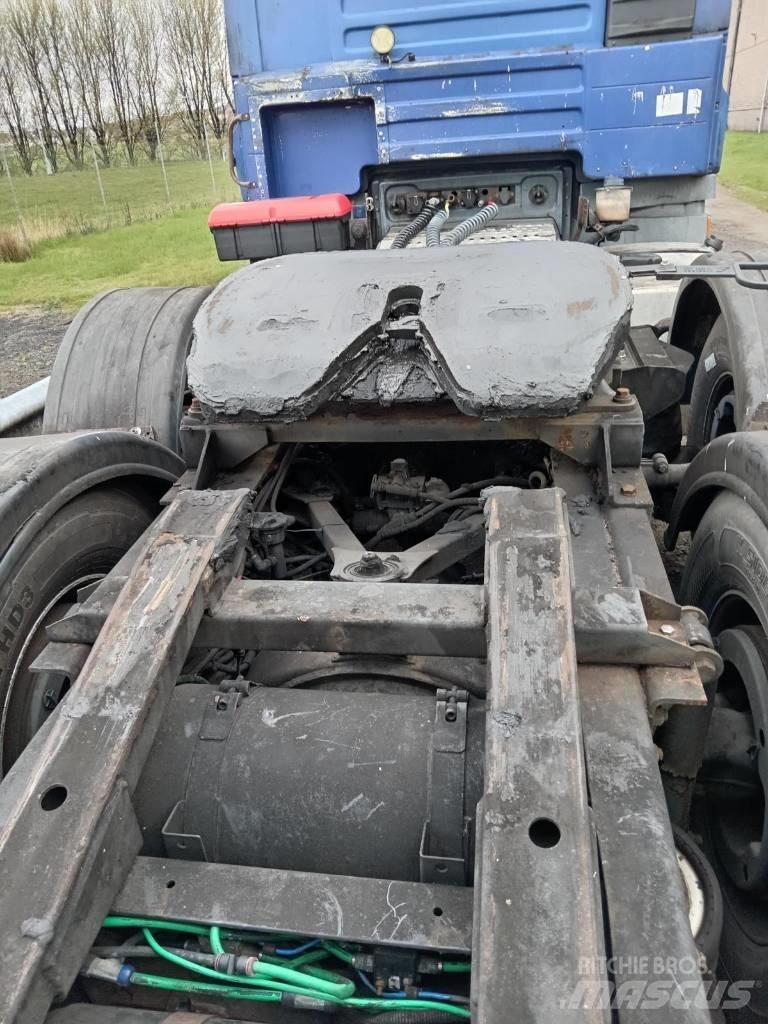 ERF EC11 트랙터 유닛