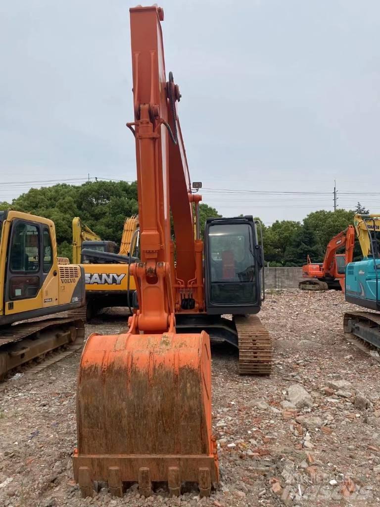 Hitachi ZX 120 대형 굴삭기 29톤 이상
