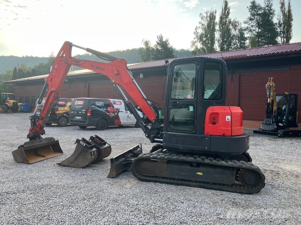 Bobcat E 50 소형 굴삭기 7톤 미만