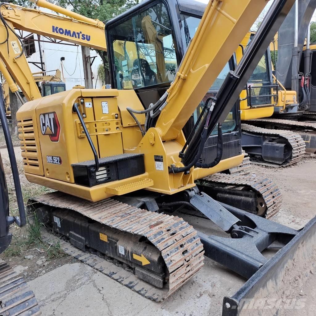 CAT 305.5 E2 대형 굴삭기 29톤 이상