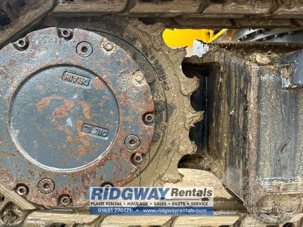 Komatsu PC 138 US-11 대형 굴삭기 29톤 이상