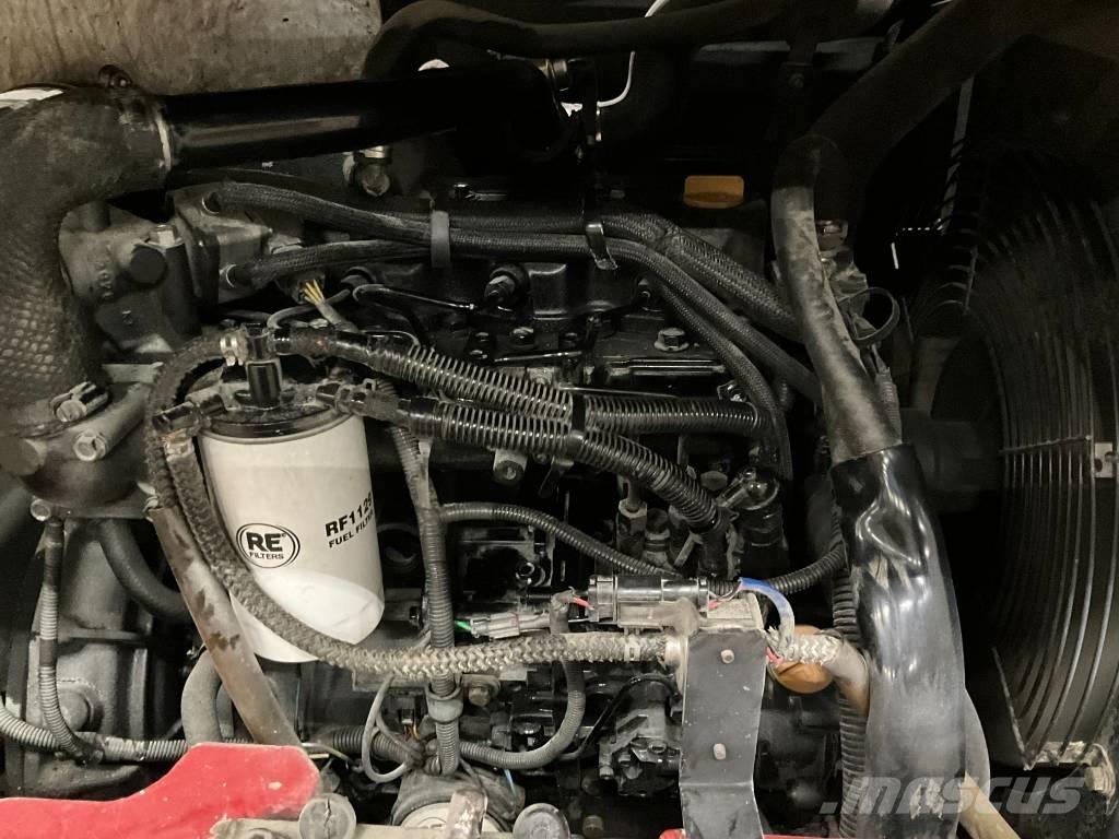 Takeuchi TB 285 중형굴삭기 7톤-28톤