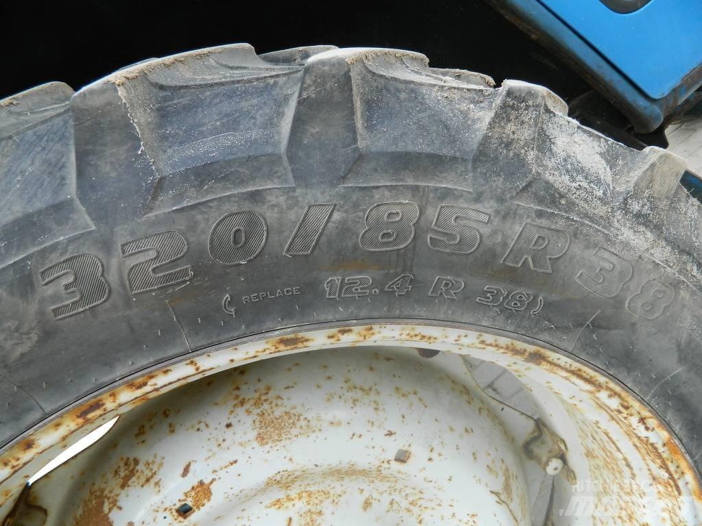 Ford 5600 트랙터