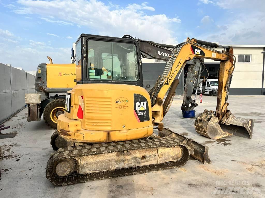 CAT 305.5 소형 굴삭기 7톤 미만