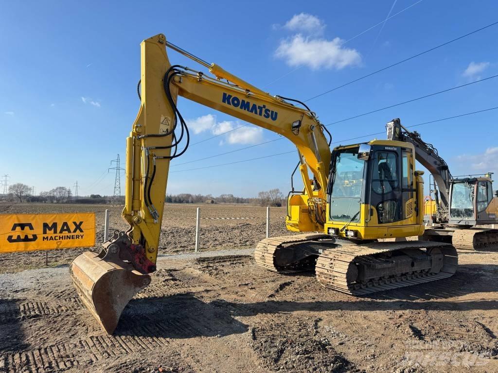 Komatsu PC 138 대형 굴삭기 29톤 이상