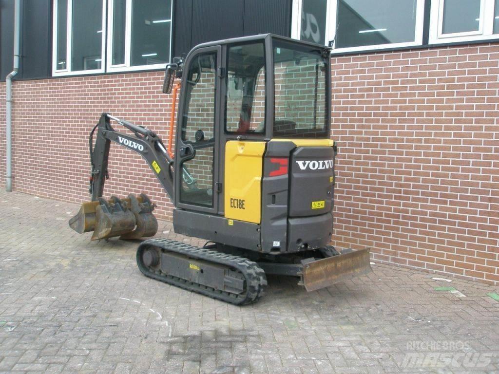 Volvo ECR18E 소형 굴삭기 7톤 미만