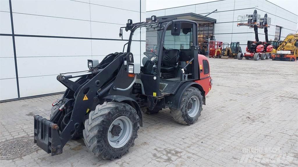 Weidemann 2070 다목적 로더