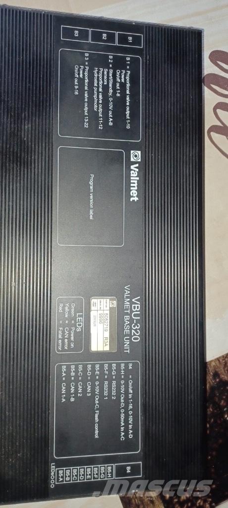 Valmet 911.1 원목 하베스터