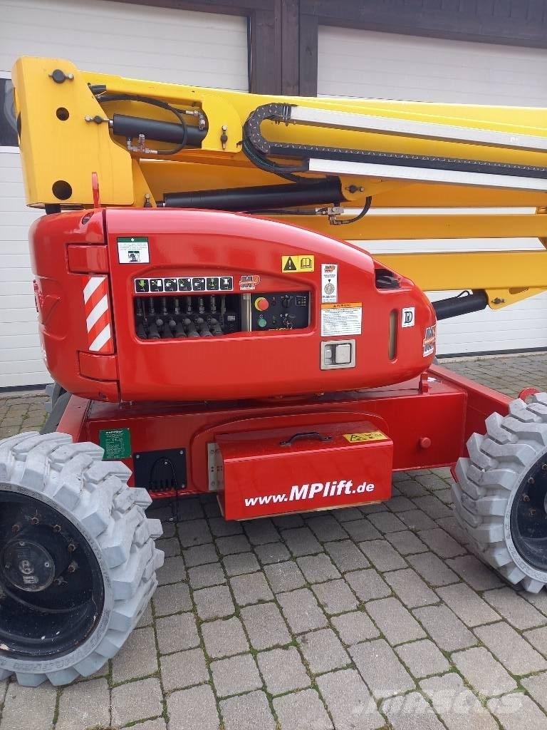 Niftylift HR 17 관절형 전동이동 리프트