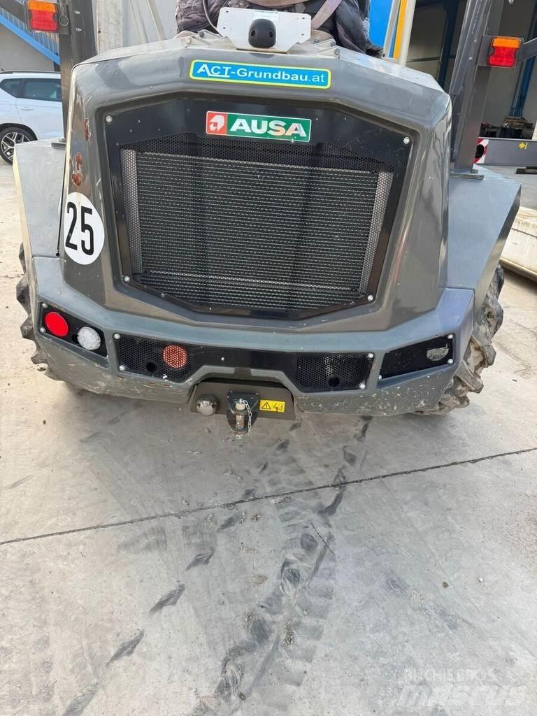 Ausa D 601 건설현장 덤프트럭