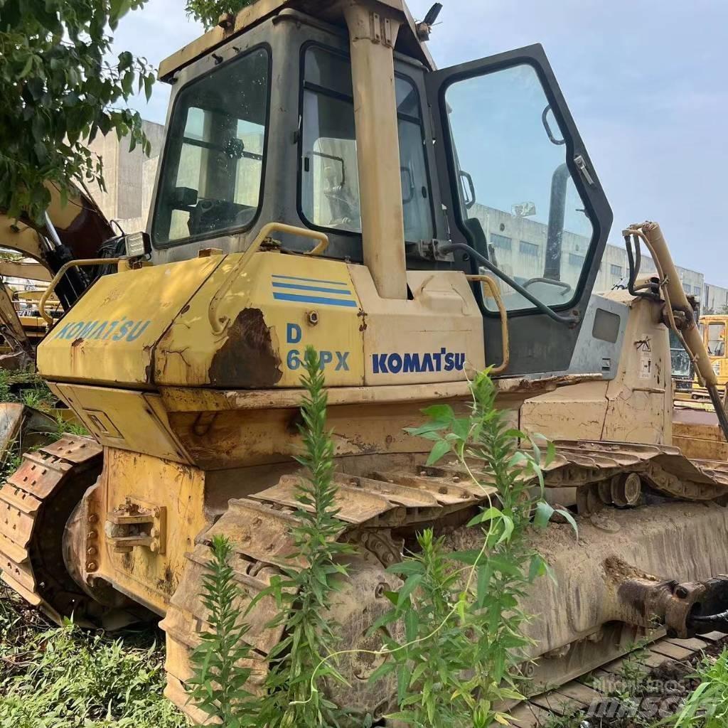 Komatsu D 65 P-12 크롤러 도저