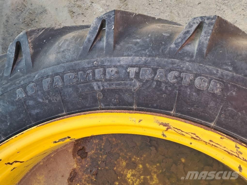 Record 12.4-36 타이어, 휠 및 림