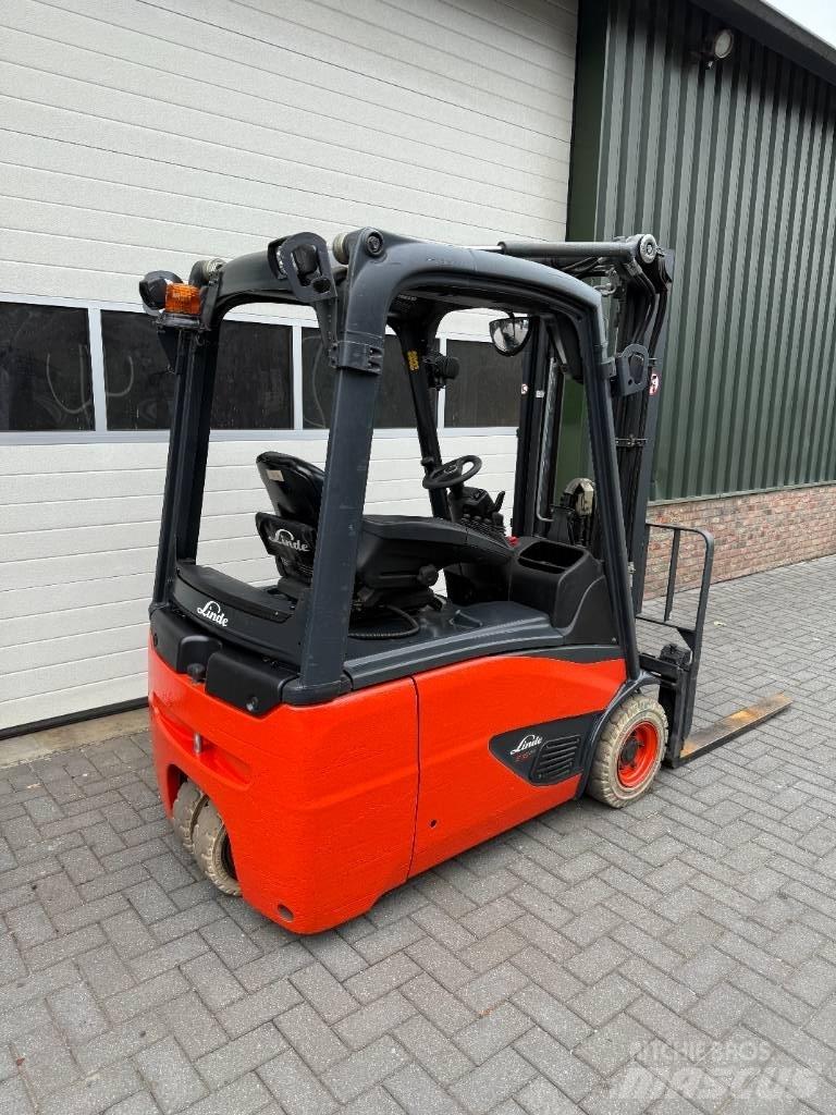 Linde E16-02 전동 지게차