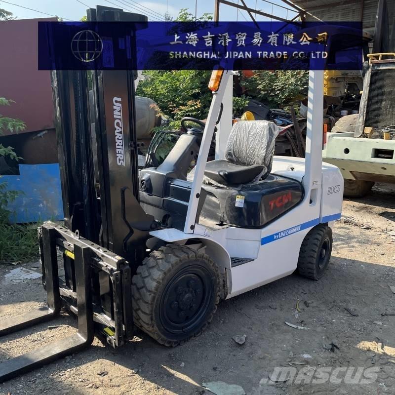TCM FD 30 디젤 지게차
