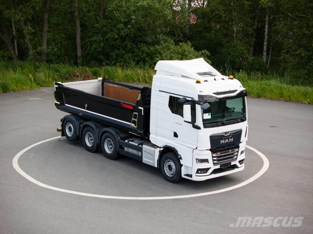 MAN TGX 35.520 덤프 트럭