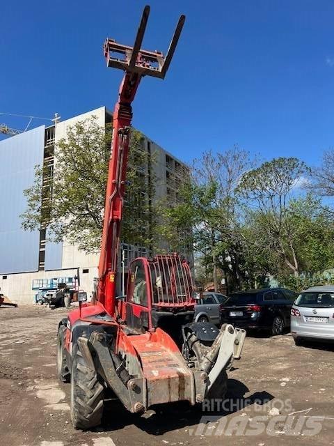 JCB 535-140 텔러 핸들러