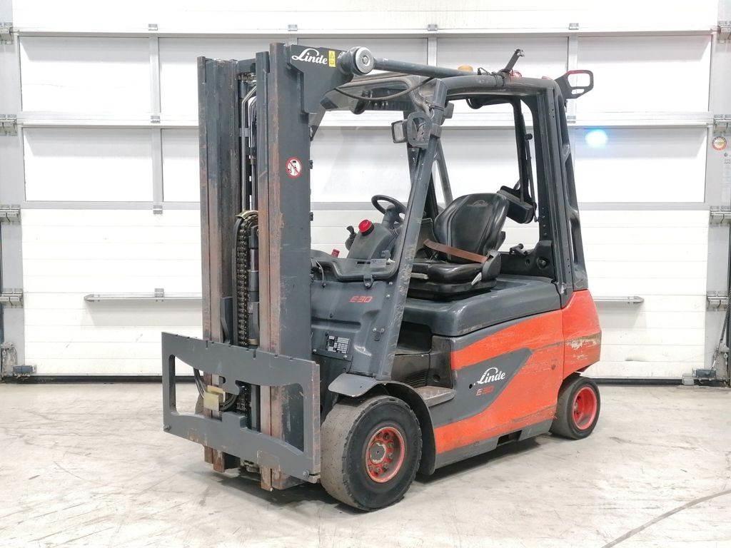 Linde E30-01 전동 지게차