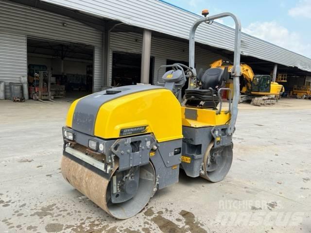 Dynapac CC 1100 트윈 드럼 롤러