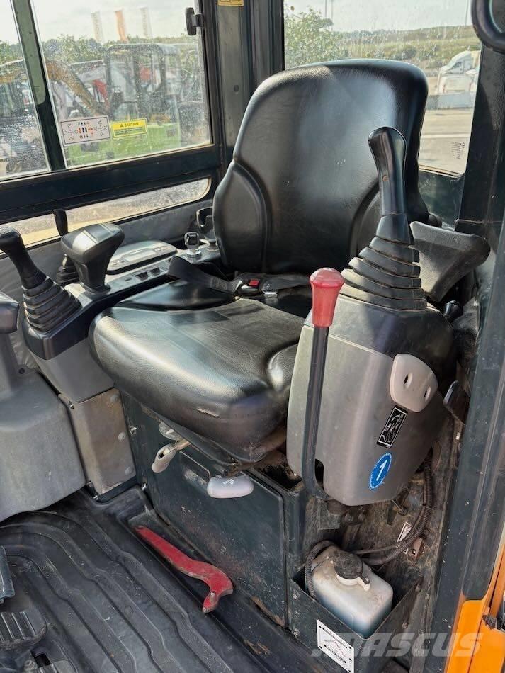 Hyundai R25Z-9 AK 소형 굴삭기 7톤 미만