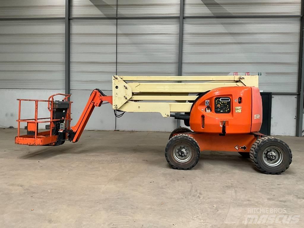 JLG 450 AJ 관절형 전동이동 리프트