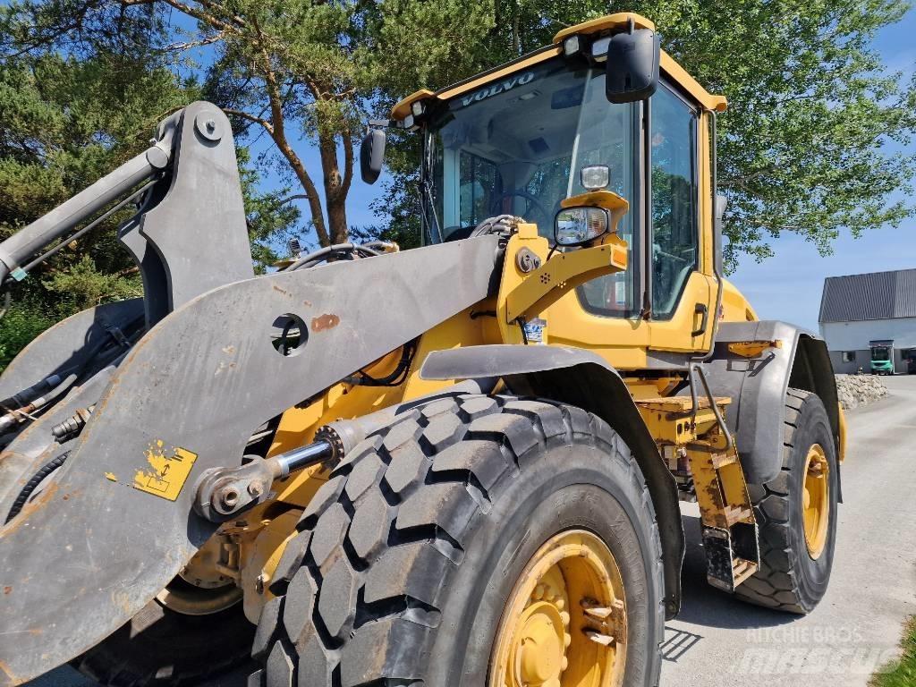 Volvo L 70 G  휠로우더