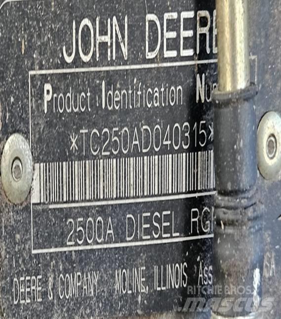 John Deere 2500 A 잔디깎기