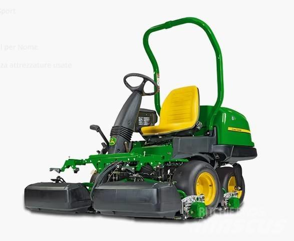 John Deere 2500 A 잔디깎기