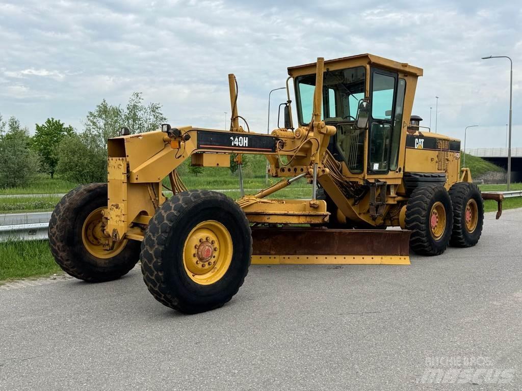 CAT 140H 그레이더