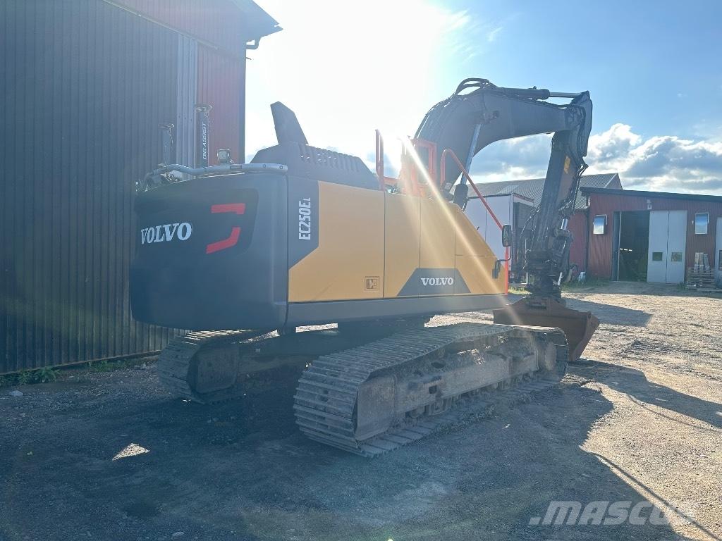 Volvo EC 250 EL 대형 굴삭기 29톤 이상