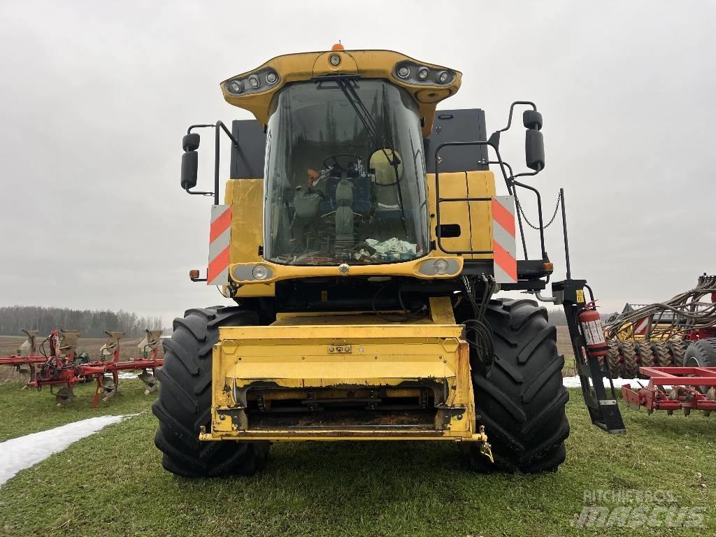 New Holland CSX 7070 콤바인 수확기