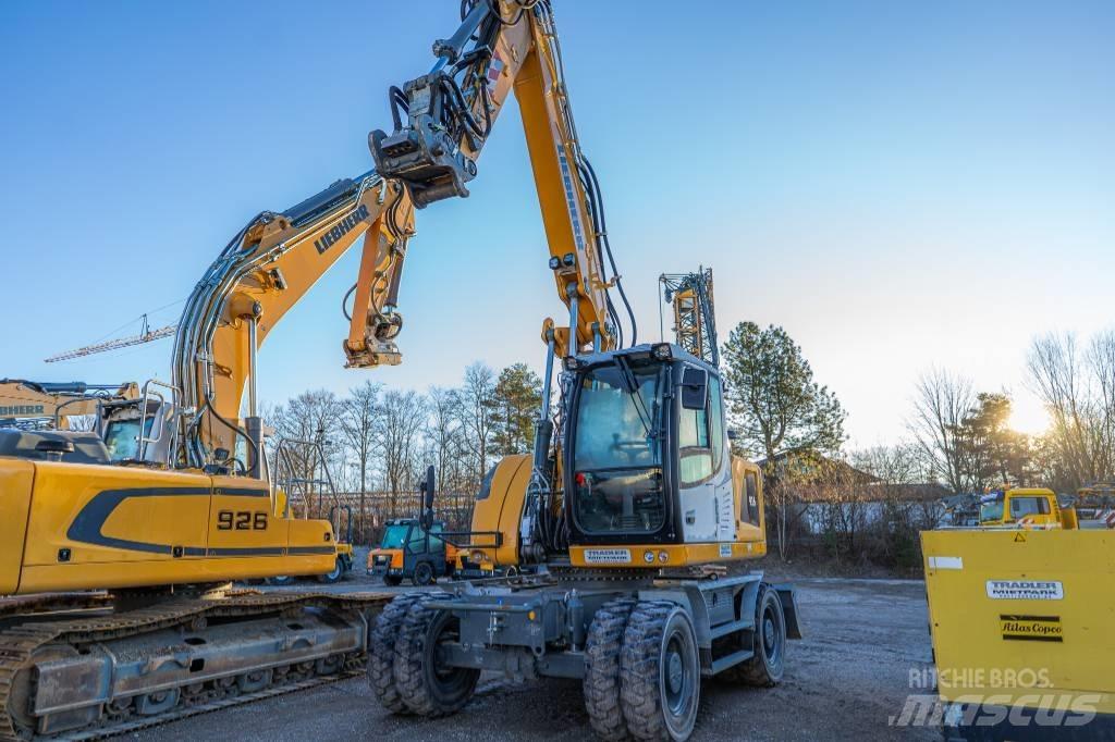 Liebherr A 916  휠 굴삭기