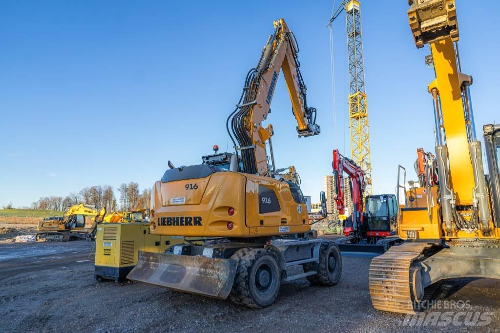 Liebherr A 916  휠 굴삭기