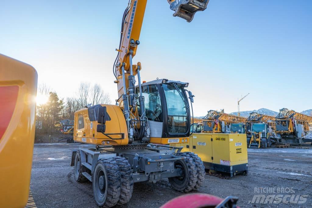 Liebherr A 916  휠 굴삭기