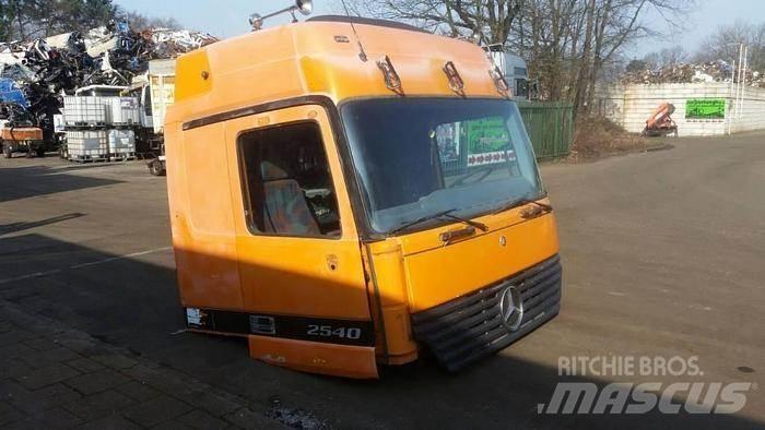 Mercedes-Benz 2540 운송 장비 - 기타