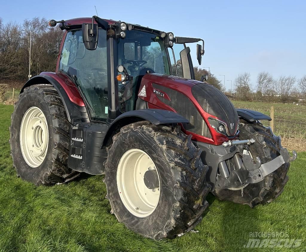 Valtra N175V 트랙터