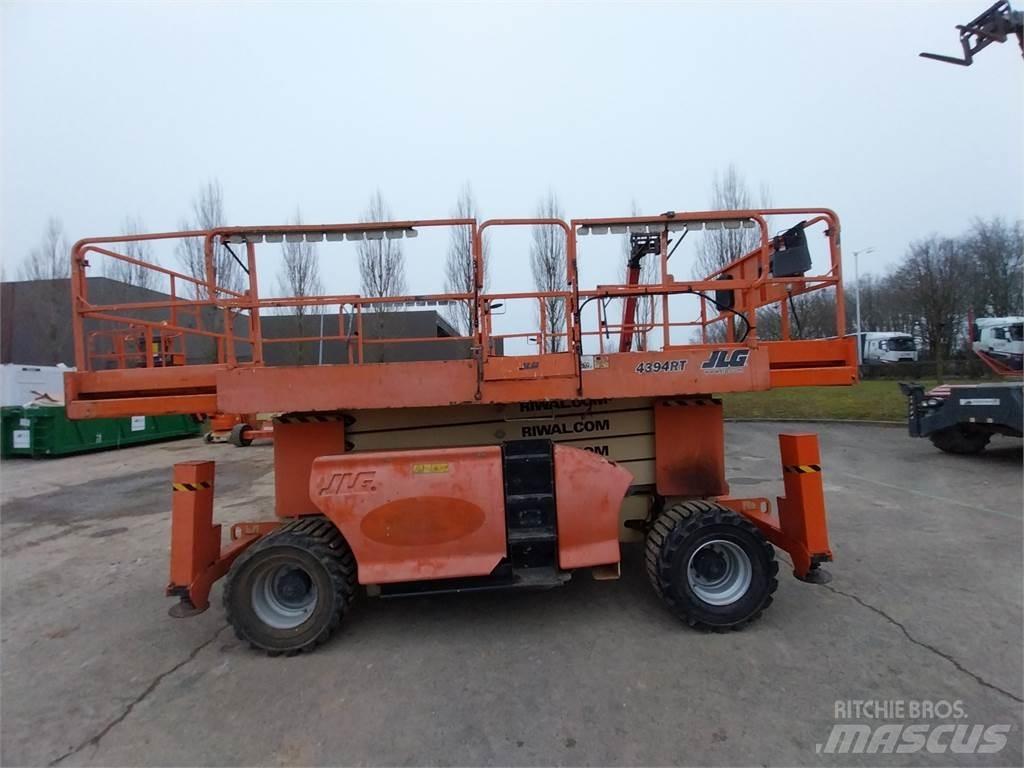 JLG 4394RT 가위형 리프트