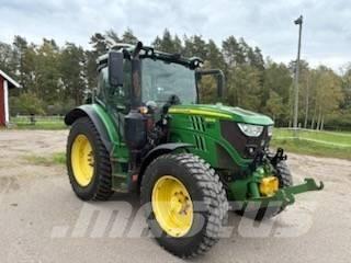 John Deere 6130 R 트랙터