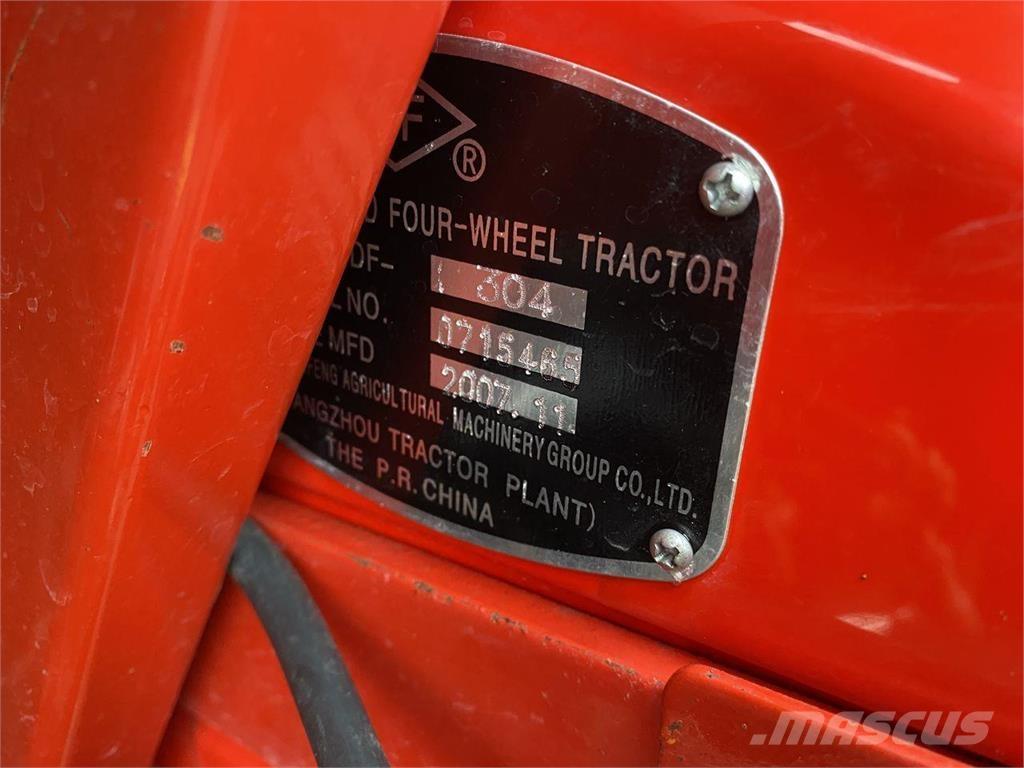 Dong Feng DF304 트랙터