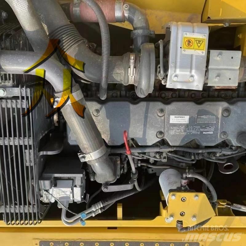 Komatsu PC 200 대형 굴삭기 29톤 이상