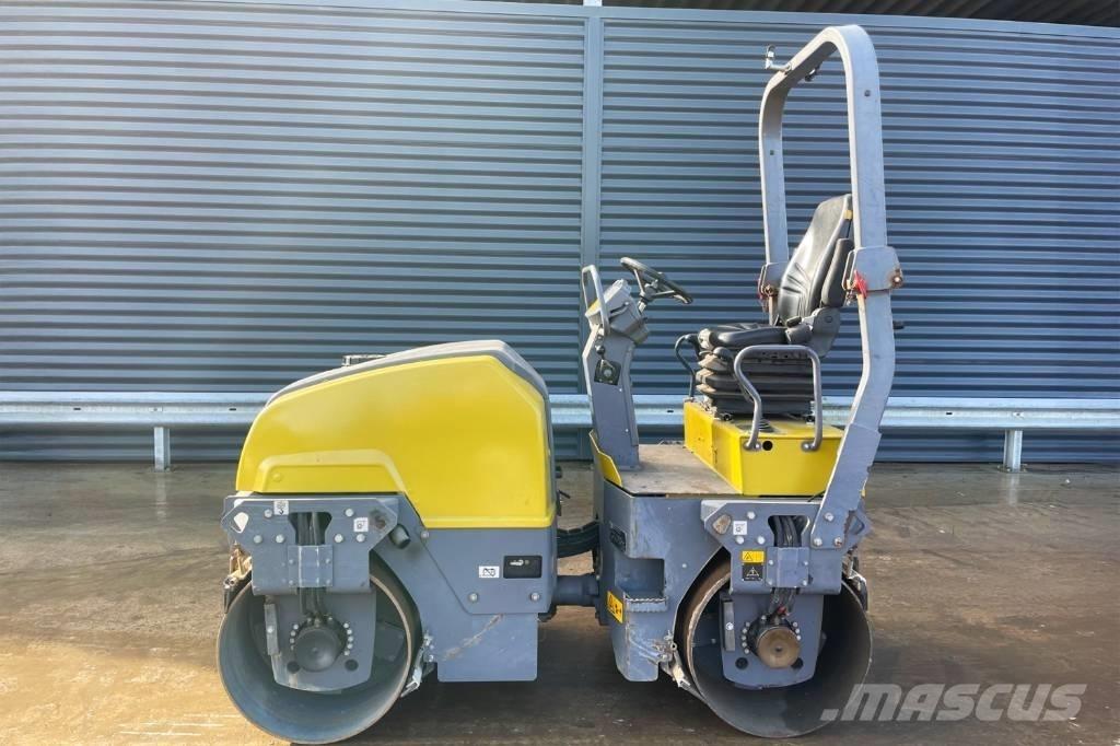 Dynapac CC1200 트윈 드럼 롤러
