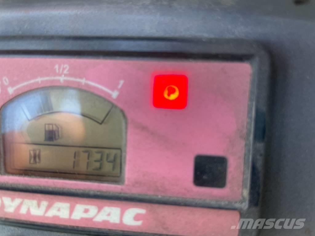 Dynapac CC1200 트윈 드럼 롤러