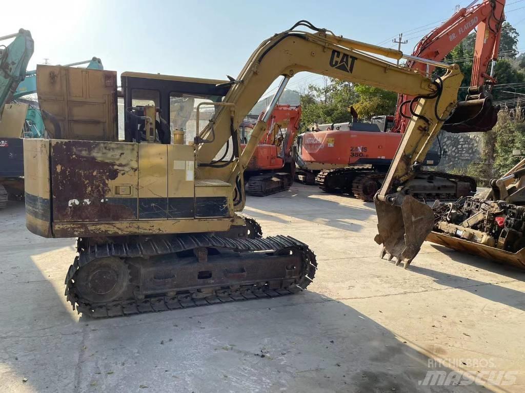 CAT E 70 B 대형 굴삭기 29톤 이상