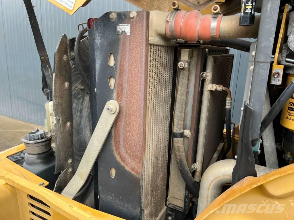 CAT CP76 싱글 드럼 롤러