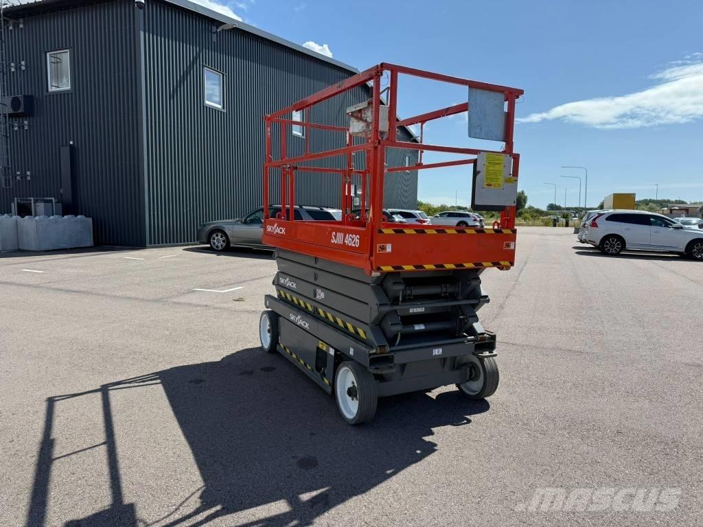 SkyJack SJ 4626 가위형 리프트