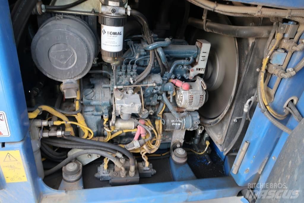 Bomag BW 154 AP-4 트윈 드럼 롤러