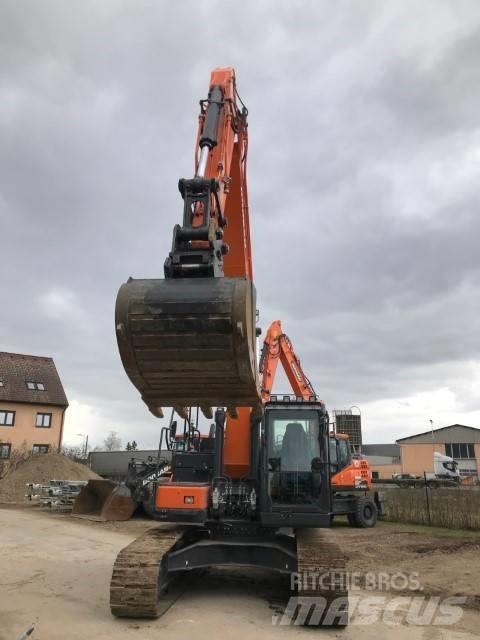 Doosan DX225LC-5 대형 굴삭기 29톤 이상