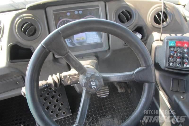 Bell B20E 6X4 연결식 홀러