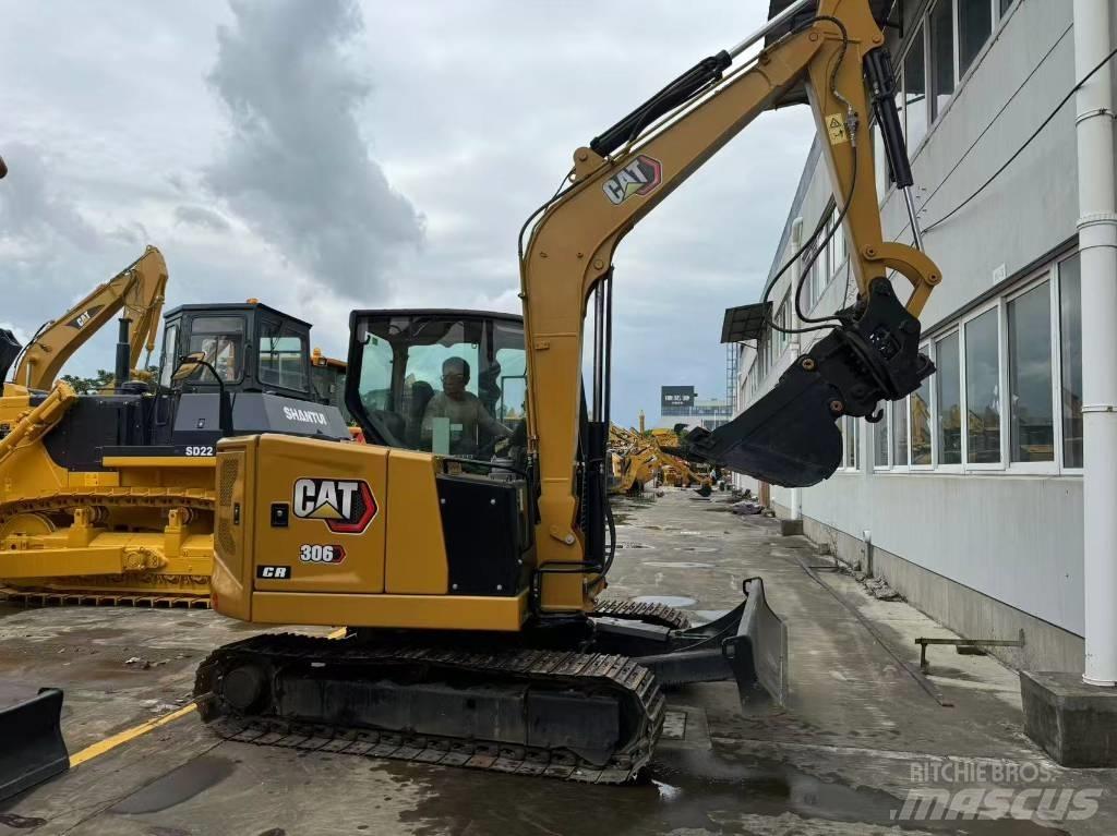 CAT 306 대형 굴삭기 29톤 이상